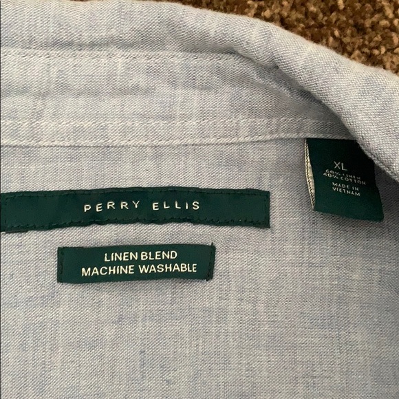 Perry Ellis Button up - Picture 2 of 3